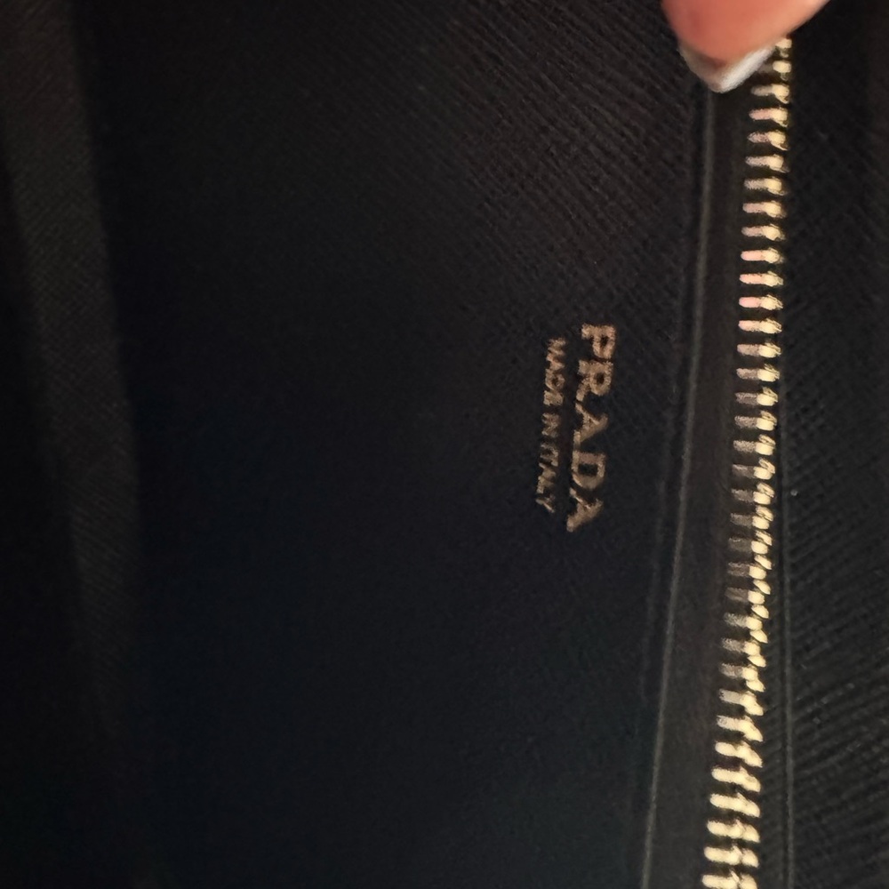 Prada Black Saffiano Leather Accessory - Picture 7 of 10
